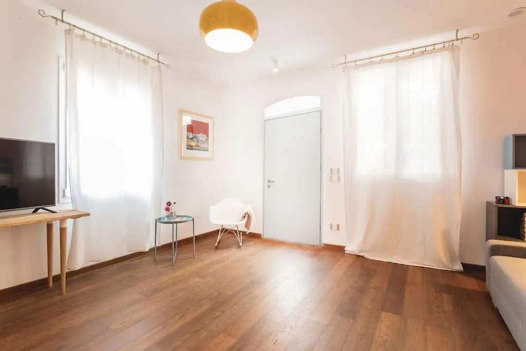 Casa Di Design Nel Cuore Di Rimini Apartment